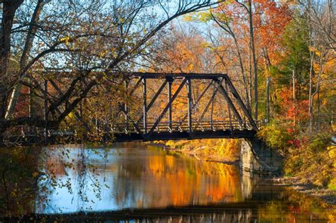 Cumberland River Bridge stock image. Image of rock, gold - 1523493