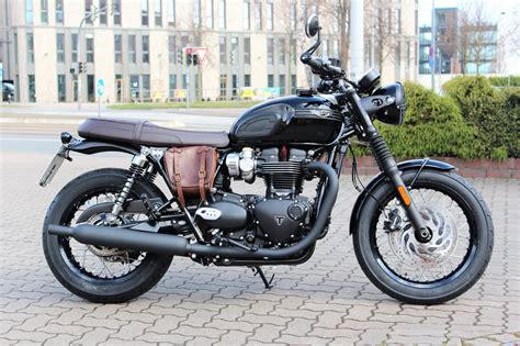 Details zum Custom-Bike Triumph Bonneville T120 Black des Händlers ...