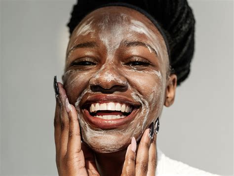 The 18 Best Face Masks for Acne-Prone Skin