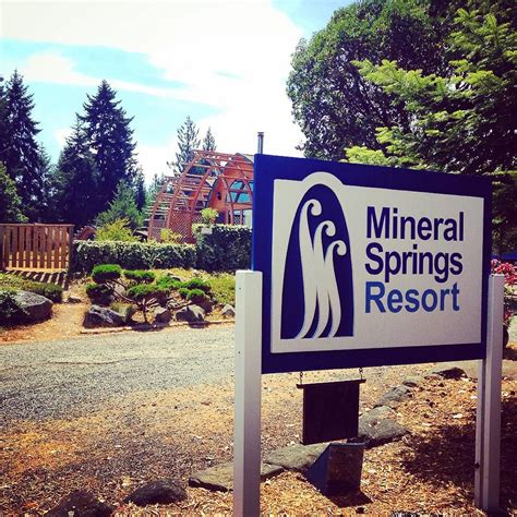 Located on serene Salt Spring Island, Mineral Springs Resort offers a decidedly peaceful retreat ...