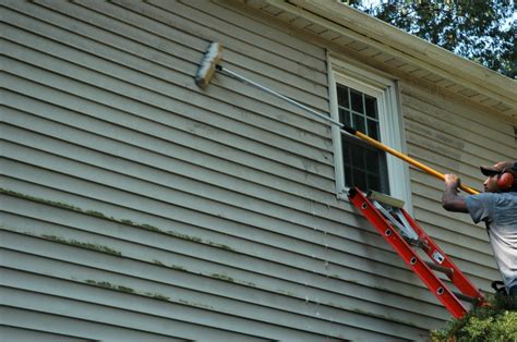 Does Liquid Protectant Work for Vinyl Siding? - Modernize