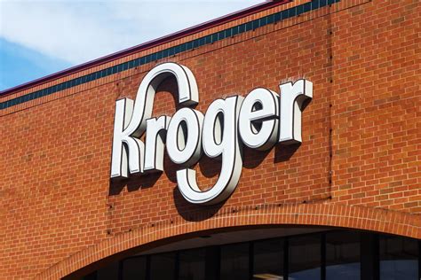 As senators debate the Kroger-Albertsons merger, some grocery employees ...