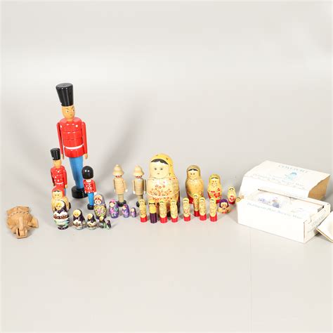 Images for 3038409. COLLECTION OF WOODEN TOYS & COALPORT PADDINGTON ...