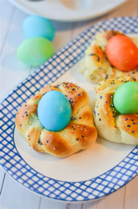 Easter Bread: Easy Easter Bread Recipes - Easter Bread Recipe Ideas