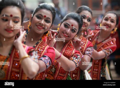 Dhaka, Bangladesh. 13th February, 2015. Bangladeshi women perform a traditional dance during the ...