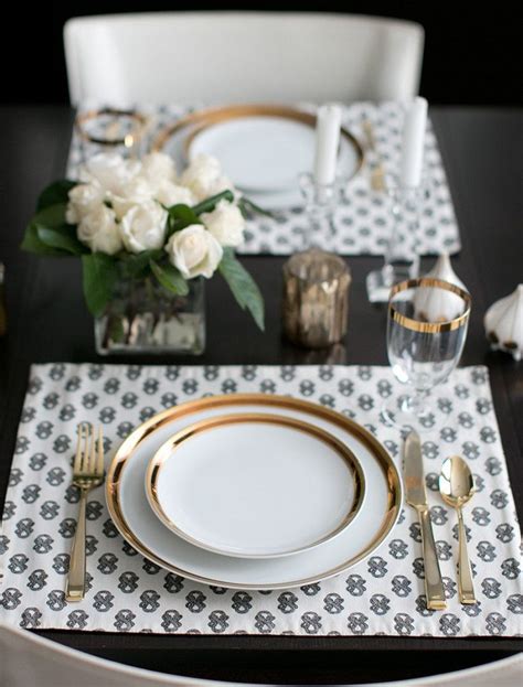 Simple Everyday Table Setting Ideas - RandyWelch