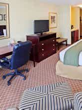 Holiday Inn Express Hotel & Suites Chehalis Centralia, Chehalis ...