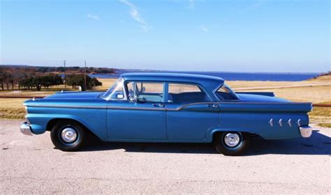 1959 FORD CUSTOM 300 SEDAN