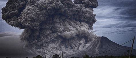 A supervolcano is rumbling in Naples - SlashGear