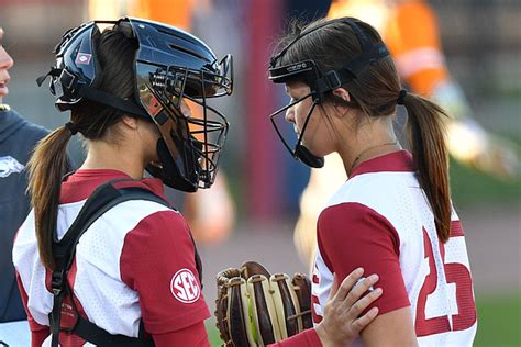 Arkansas softball roster movement tracker: Returners, incoming freshmen, transfer portal ...