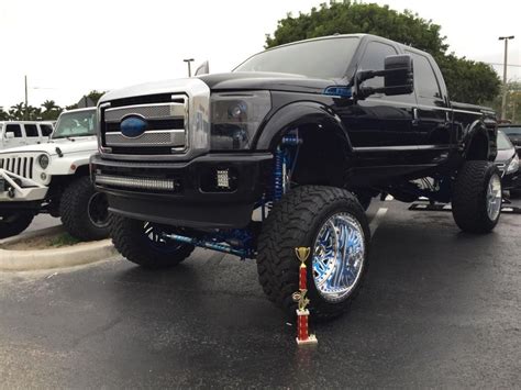 2015 Ford F 250 CrewCab Platinum Lifted Show Truck for sale