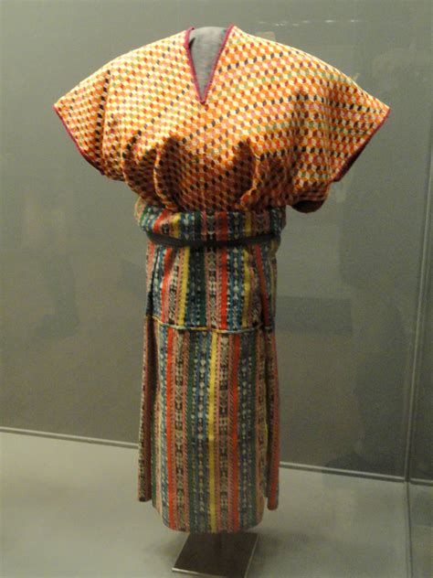 Dress worn by a Mayan woman | Pics4Learning