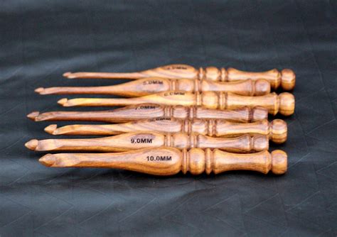 Wooden Crochet Hooks Set of 13 Set 3.5mm to 16mm Natural - Etsy