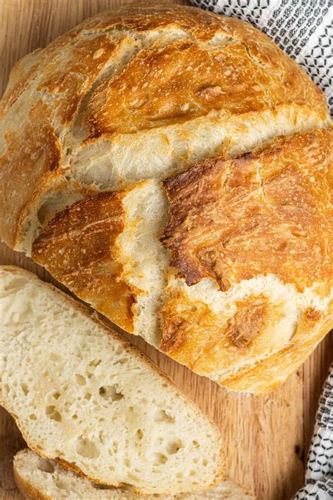 Dutch Oven Bread (no knead!) - Rachel Cooks®