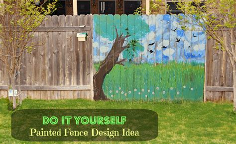 Painted Fence Ideas: Backyard Fence Decorating Design - iSaveA2Z.com