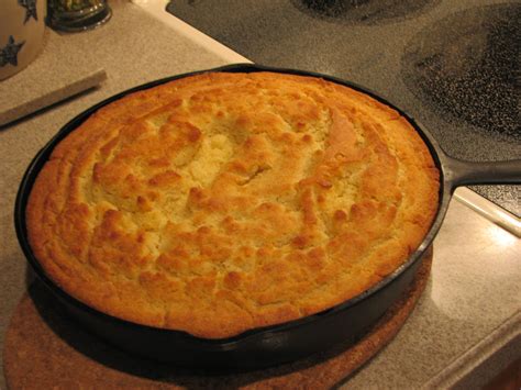 Southern Style Cornbread in Iron Skillet! Sorry - Once tried, Nothing is as Perfect! (With ...