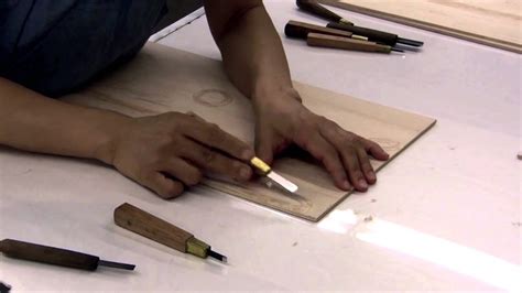 The making of Woodcut print - YouTube