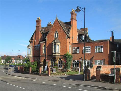 Taunton: Corner House Hotel © John Sutton cc-by-sa/2.0 :: Geograph Britain and Ireland