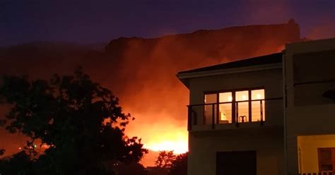 Evacuations as Fire Rages on Table Mountain, Cape Town - SAPeople - Worldwide South African News