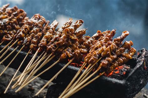 Luke Nguyen's chicken satay with spicy peanut sauce | Recipe | Chicken satay, Chicken satay ...