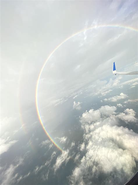 Airplane double rainbow 🌈 🌈 : r/RainbowEverything