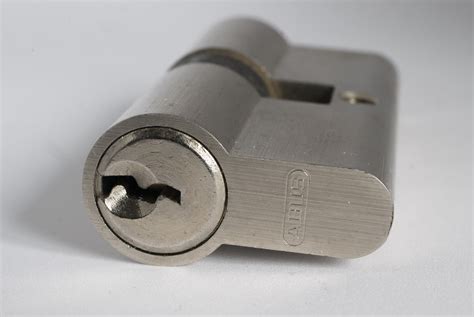 What Is A Barrel Lock - Rapid Locksmith