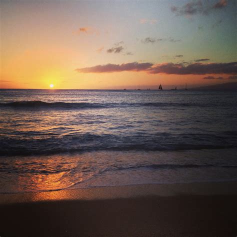 Waikiki Beach Sunset | Honolulu Things to Do