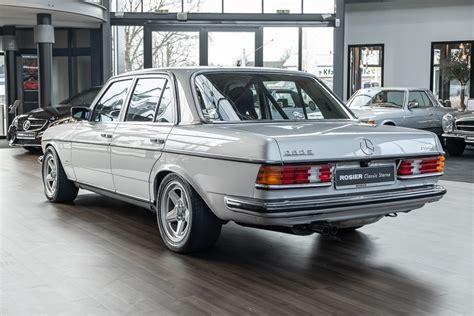 Mercedes-Benz 280 E W123 - Classic Sterne