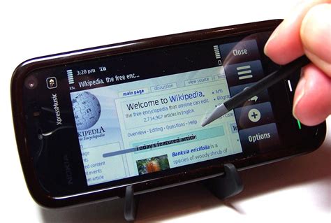 Stylus + Plectrum + Touchscreen + Music: We Revisit Nokia's 5800 XpressMusic in today's tech ...