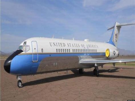 Air Force One For Sale: Government Selling Former Presidential Plane | HuffPost