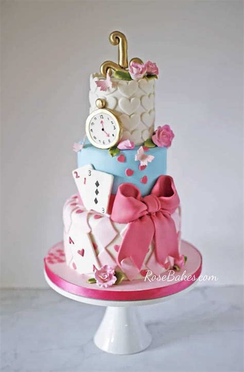 Alice in Wonderland Cake