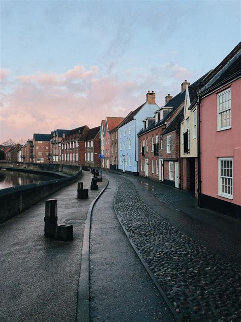 Empty Street Photo · Free Stock Photo