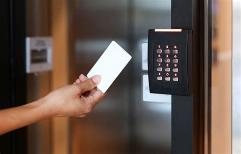 Keyless Door Entry Systems | Key Card Access | Safeguard Systems