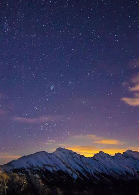 Tips for Nighttime Photography in Banff: Stargazing Through the Lens