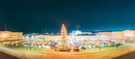 Helsinki, Finland. Christmas Xmas Market with Christmas Tree on Senate ...