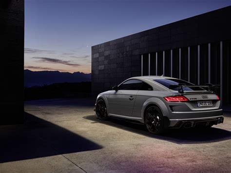 Audi TT RS Coupe Iconic Edition (2023) - picture 11 of 87