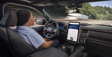 BLUECRUISE FORD POWER-UP SOFTWARE UPDATE TRANSFORMS F-150, MUSTANG MACH-E MODELS FOR HANDS-FREE ...