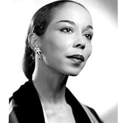 Janet Collins 1917 - 2003. First black ballerina to perform at the New ...