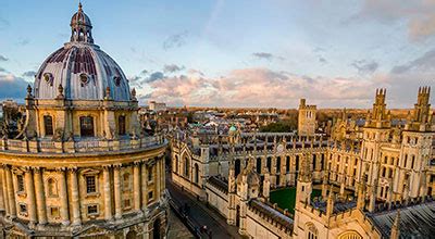 Oxford – La ciudad de las agujas de ensueño con Tour Idiomas