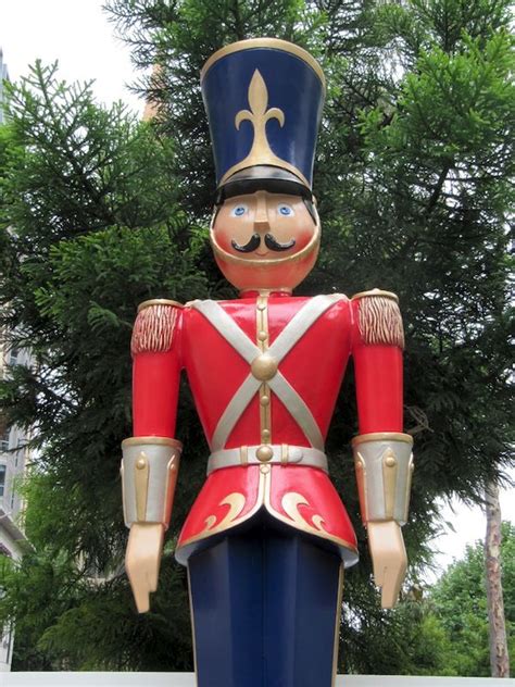 Giant Toy Soldier | Christmas toy soldiers, Christmas store, Nutcracker soldier