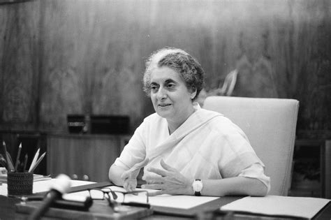 Indira Gandhi Death Photos