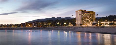 Crowne Plaza Ventura Beach, Ventura, CA - California Beaches