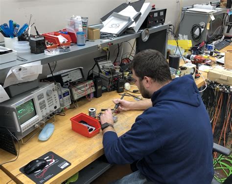 Service & Repair - Electronic Communication Systems