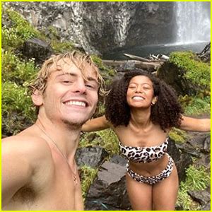 Ross Lynch Shares Cute New Photos With Jaz Sinclair At a Waterfall ...