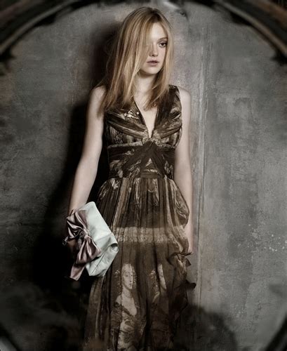 Twilight Series images New Dakota Fanning :) wallpaper and background photos (7669394)