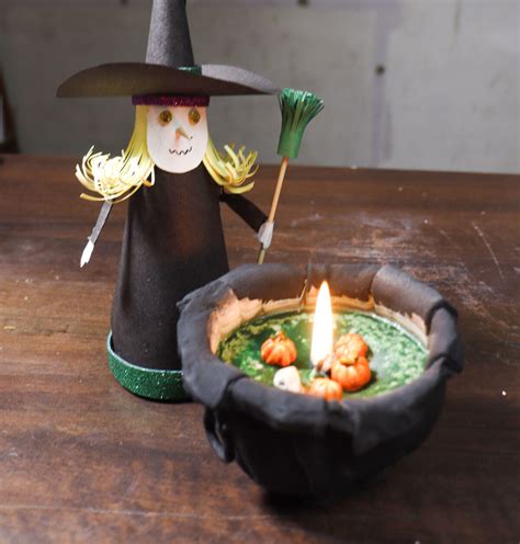 11 DIY Halloween Candles That'll Spook Your Home