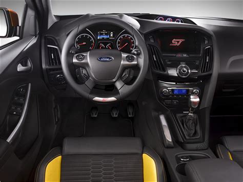 2013 Ford Focus: 27 Interior Photos | U.S. News