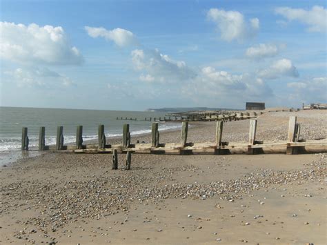 Winchelsea Beach - Photo "Shingle at Winchelsea" :: British Beaches