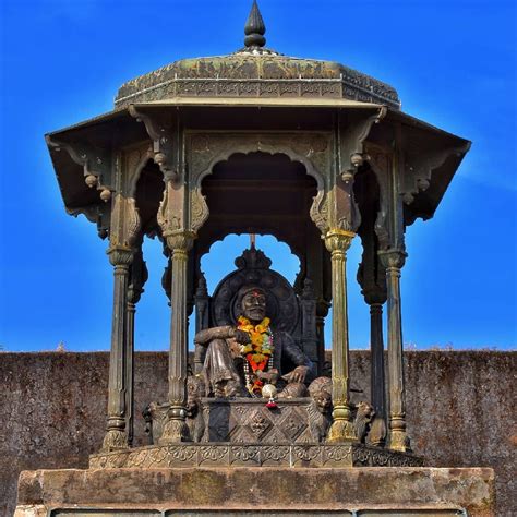 Chhatrapati Shivaji Maharaj | Raigad Fort #capitalfort #Marathas #empire #raigadfort | Shivaji ...