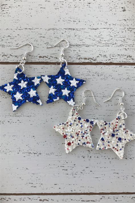 Fourth of July Leather Star Earrings, glitter stars, patriotic earrings. #leatherearrings # ...